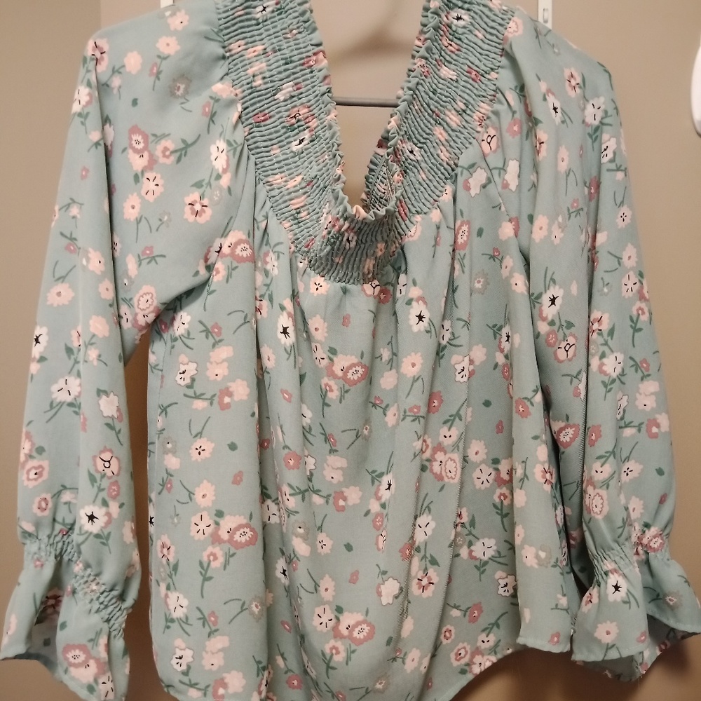 Off the shoulder long sleeve floral top